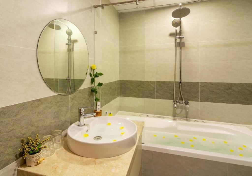 Hotel Happy Day Riverside By Haviland Da Nang